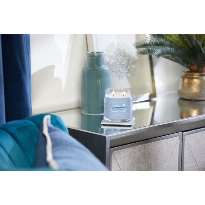 Yankee Candle Ocean Air - Signature Medium Jar